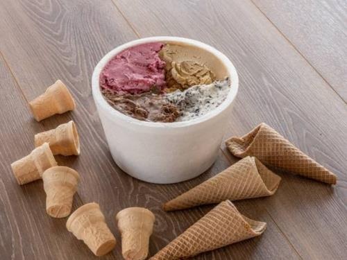 Helado con conos